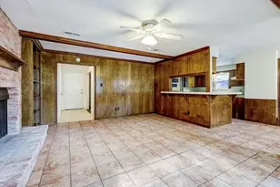 25403 Lynbriar Ln, Spring, TX 77373 - Photo 6