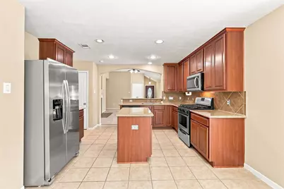 5923 Deleon Trail Drive, Spring, TX 77379 - Photo 12