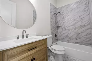 1720 Flintlock Ct, Angleton, TX 77515 - Photo 20