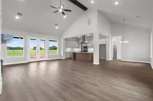 1720 Flintlock Ct, Angleton, TX 77515 - Photo 6