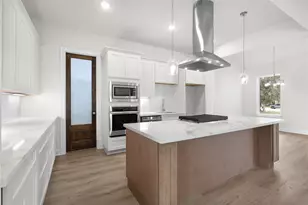 1720 Flintlock Ct, Angleton, TX 77515 - Photo 10