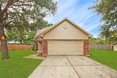 807 Sycamore Ridge Lane, Houston, TX 77073 - Photo 2