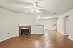 807 Sycamore Ridge Ln, Houston, TX 77073 - Photo 4