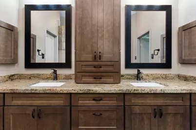23 Rustic Bend Place, The Woodlands, TX 77382 - Photo 20