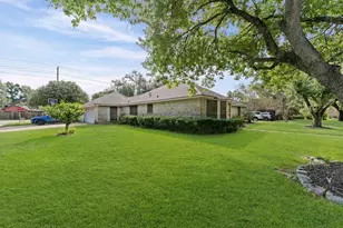 6122 Fuller St, Houston, TX 77084 - Photo 2