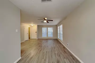 60 S Brookberry Court, The Woodlands, TX 77381 - Photo 8