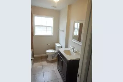 5854 Heron Drive, Houston, TX 77033 - Photo 8