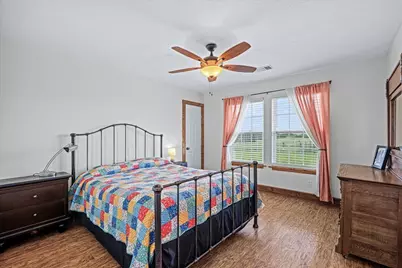 8233 Quebe Road, Brenham, TX 77833 - Photo 18