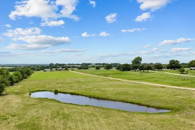 8233 Quebe Road, Brenham, TX 77833 - Photo 8