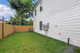 4719 Mallow St, Houston, TX 77033 - Photo 30