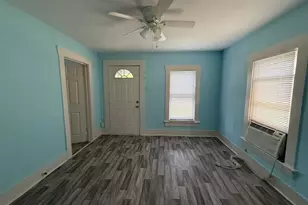 5347 Petty St, Houston, TX 77007 - Photo 2