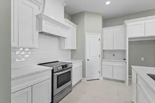 790 Bridgeview, Bridge City, TX 77611 - Photo 8