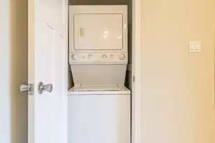 2750 Holly Hall St, Houston, TX 77054 - Photo 8