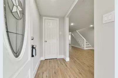 1412 Avenue M 1/2, Galveston, TX 77550 - Photo 4