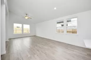 7319 Blue Gentiana Ln, Katy, TX 77493 - Photo 4