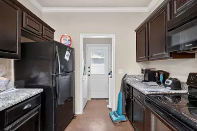 130 Armored Avenue, College Station, TX 77845 - Photo 8