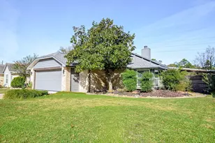 1406 Rushworth Dr, Houston, TX 77014 - Photo 2