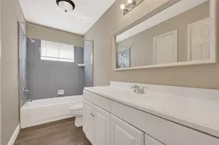 13439 White Cliff Dr, Houston, TX 77065 - Photo 12