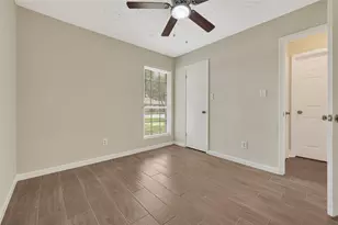 13439 White Cliff Dr, Houston, TX 77065 - Photo 20