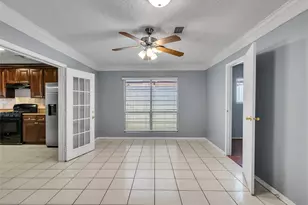 10919 Pigeonwood Dr, Houston, TX 77089 - Photo 14