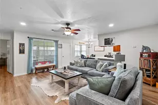 2205 Buchanan Dr, Baytown, TX 77520 - Photo 8
