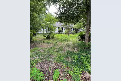 6814 Evans St, Houston, TX 77061 - Photo 2