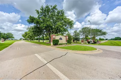 950 Lakeland Circle, Rosharon, TX 77583 - Photo 8