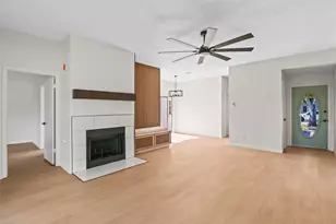 2807 Custer Dr, League City, TX 77573 - Photo 4