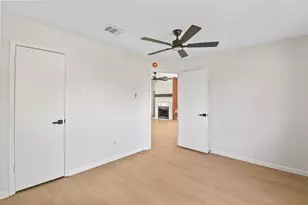 2807 Custer Dr, League City, TX 77573 - Photo 10