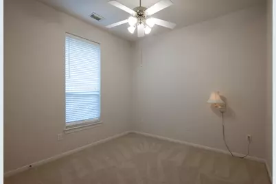 22 W Windsor Hills Circle, Conroe, TX 77384 - Photo 14