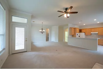 22 W Windsor Hills Circle, Conroe, TX 77384 - Photo 6