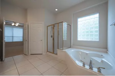 22 W Windsor Hills Circle, Conroe, TX 77384 - Photo 12
