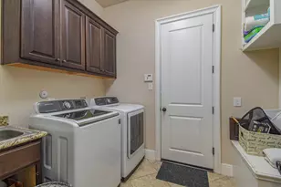 15611 Lake Iris Dr, Houston, TX 77070 - Photo 48