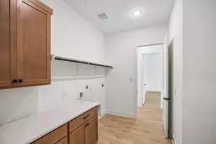 12222 Jacob Ln, Mont Belvieu, TX 77580 - Photo 34