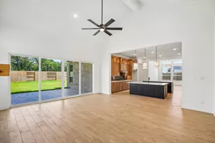 12222 Jacob Ln, Mont Belvieu, TX 77580 - Photo 6