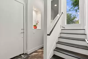 1156 W 19th St, Houston, TX 77008 - Photo 4