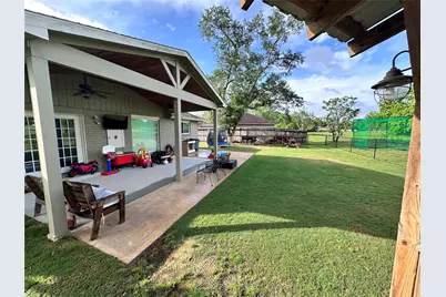 528 Belmont Drive, Friendswood, TX 77546 - Photo 14