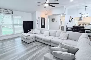 528 Belmont Dr, Friendswood, TX 77546 - Photo 12
