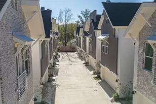 879 Rachel St, Houston, TX 77091 - Photo 2