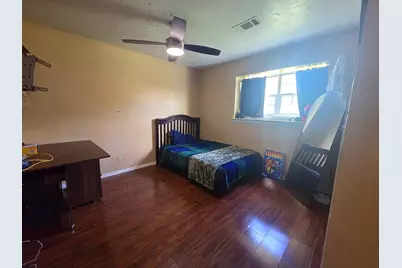 3000 2nd Avenue N, Texas City, TX 77590 - Photo 18