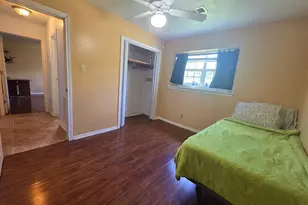 3000 2nd Ave N, Texas City, TX 77590 - Photo 24