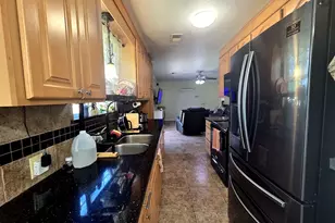 3000 2nd Ave N, Texas City, TX 77590 - Photo 10