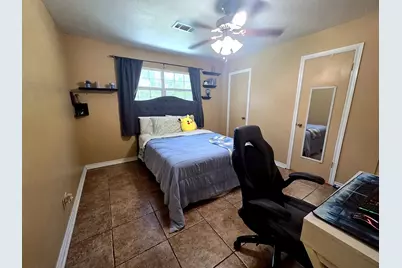 3000 2nd Avenue N, Texas City, TX 77590 - Photo 12