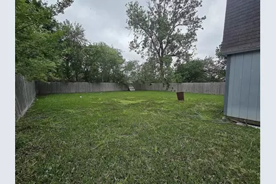 3000 2nd Avenue N, Texas City, TX 77590 - Photo 26
