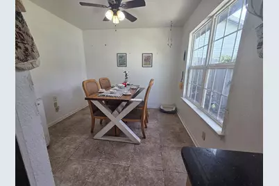 3000 2nd Avenue N, Texas City, TX 77590 - Photo 8