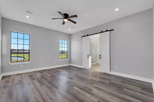 519 Chuckwagon Trail, Angleton, TX 77515 - Photo 12