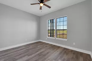 519 Chuckwagon Trail, Angleton, TX 77515 - Photo 24