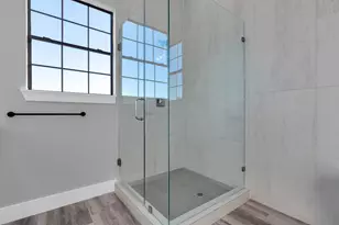 519 Chuckwagon Trail, Angleton, TX 77515 - Photo 16