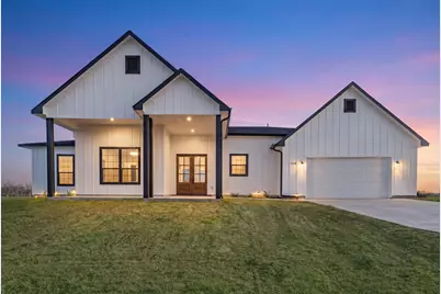 519 Chuckwagon Trail, Angleton, TX 77515 - Photo 1