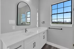 519 Chuckwagon Trail, Angleton, TX 77515 - Photo 18